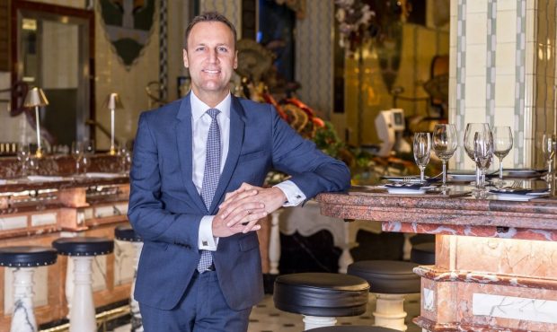 pr portrait in a restaurant